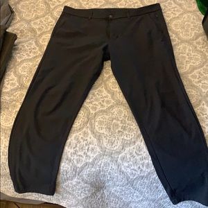 Lululemon Commission Slim fit 36” waist 32” length